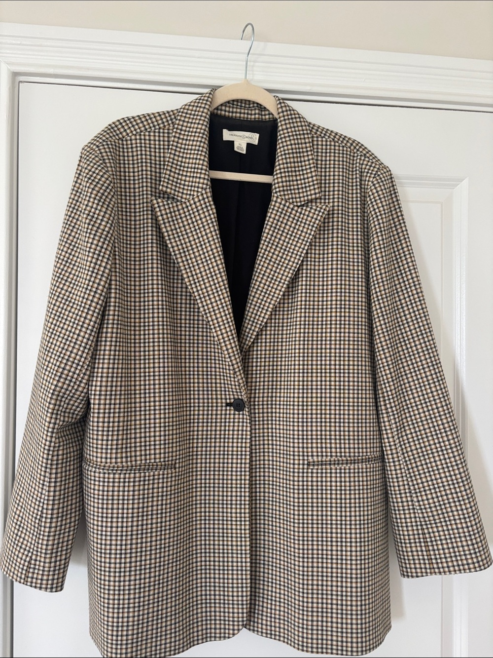 Treasure & Bond Checked Blazer in Beige and Black